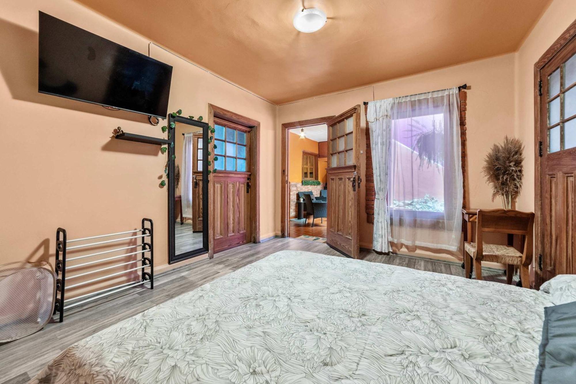Charming 2-Bedroom Retreat In Lomas De Bezares Meksika Dış mekan fotoğraf
